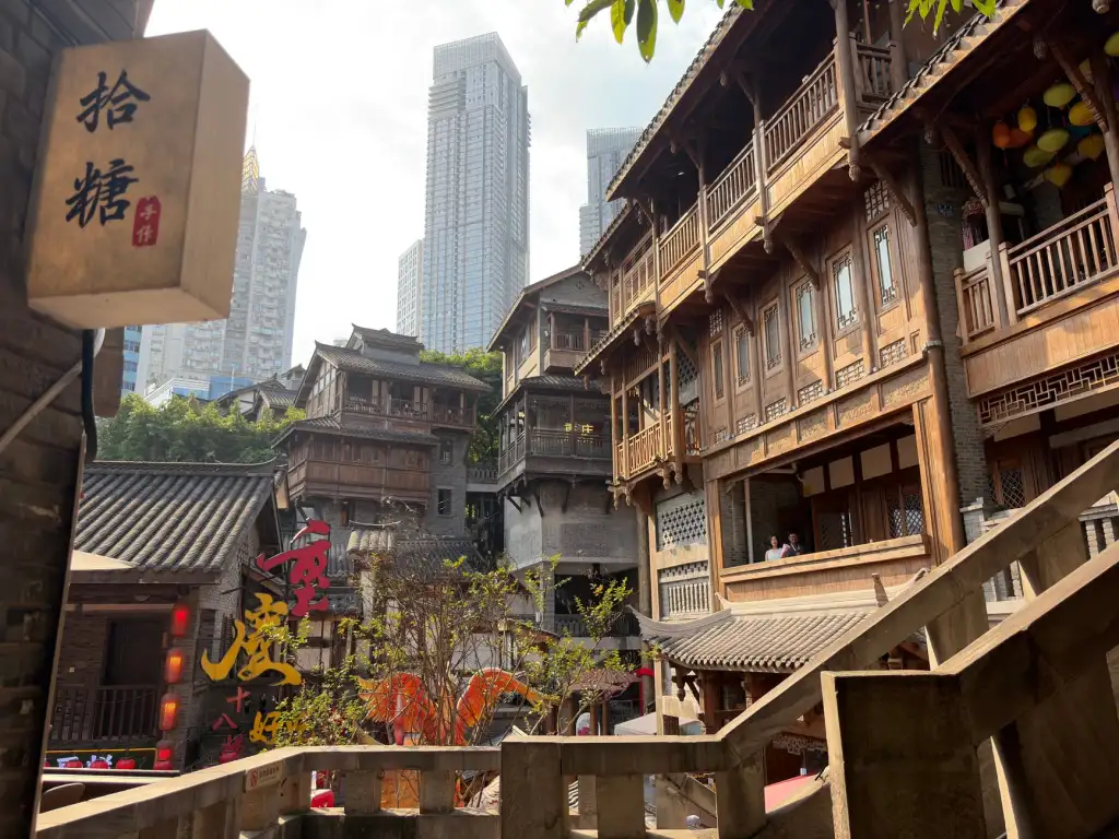 大数据产业投资趋势分析:西南区域市场机遇与挑战